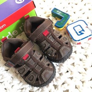 Stride Rite churchill brown baby shoes size 4